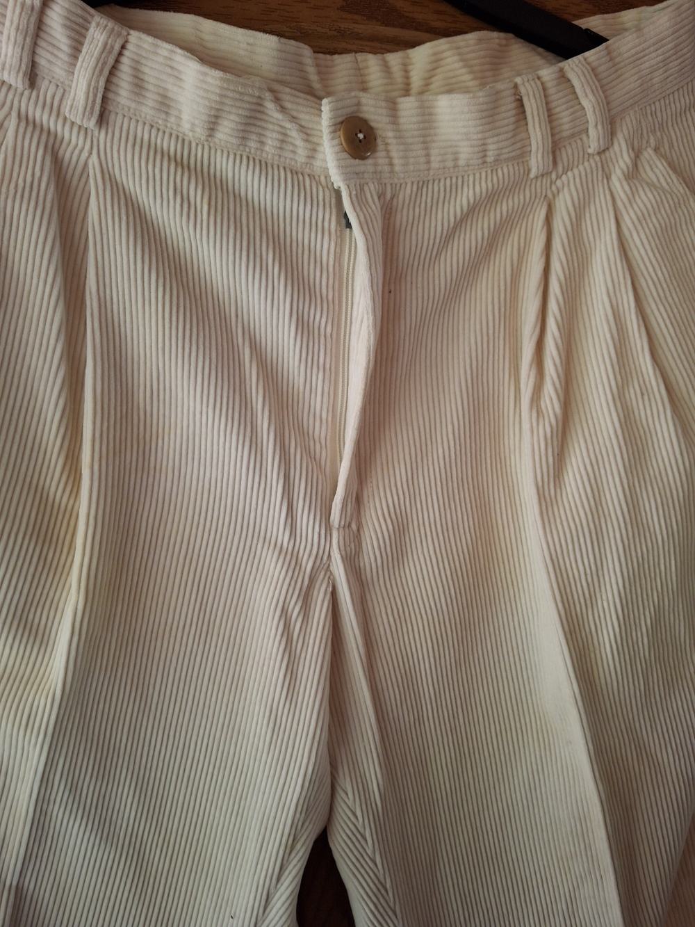 Men's Vintage Colours Alexander Julian Cream Corduroy Pants - Picture 2 of 5